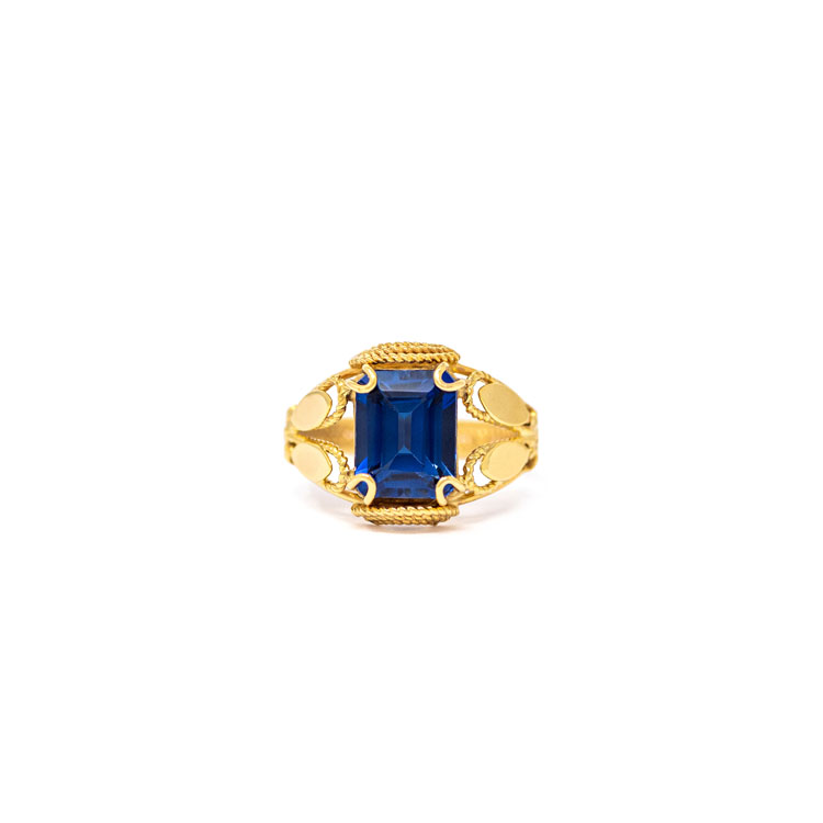 Handmade Yellow Gold 9kt Ring with Synthetic Sapphire